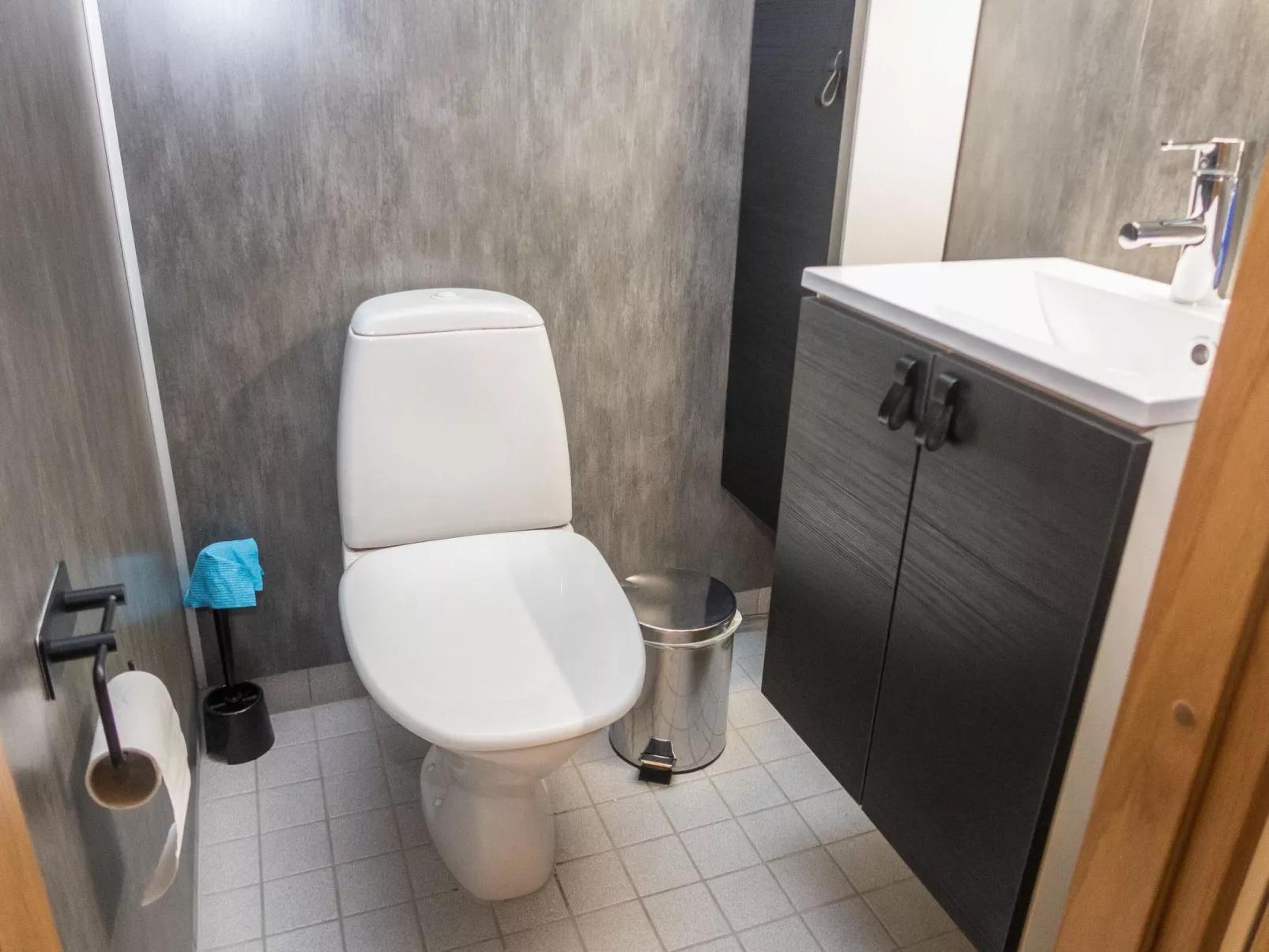 Karhunvartijan linna c24-Inside