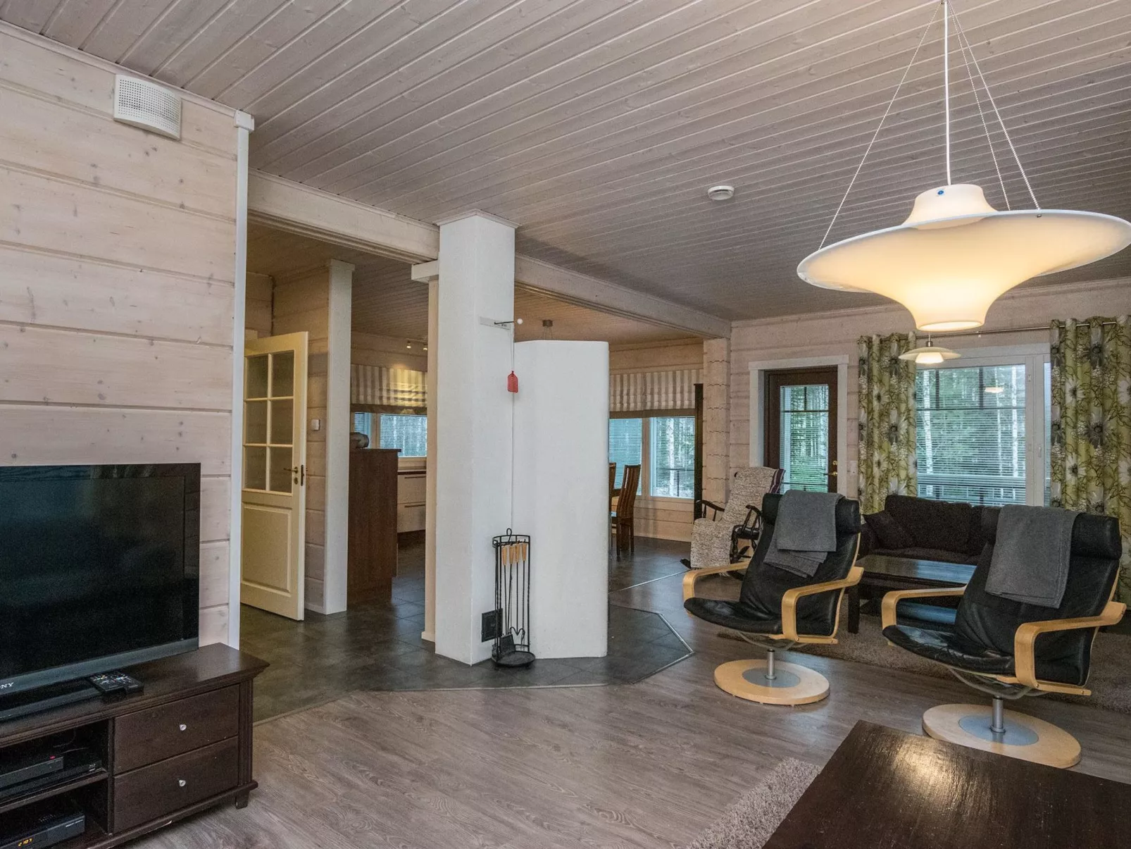 Villa puronotko-Dedans