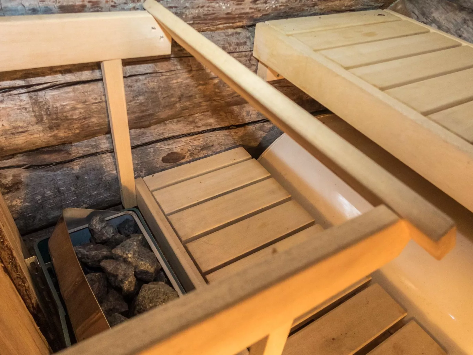 Otsolanhovi b 8-Dedans