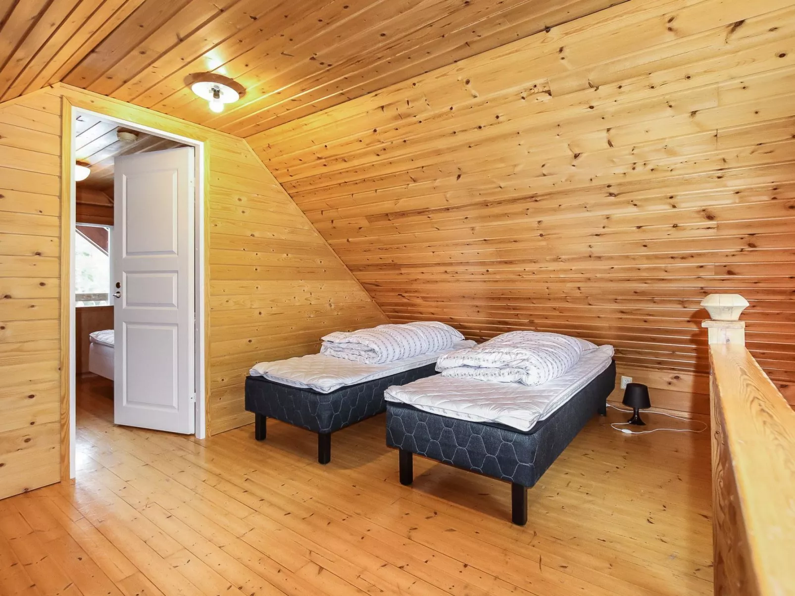 Alppikylä 4a paritalo-Inside