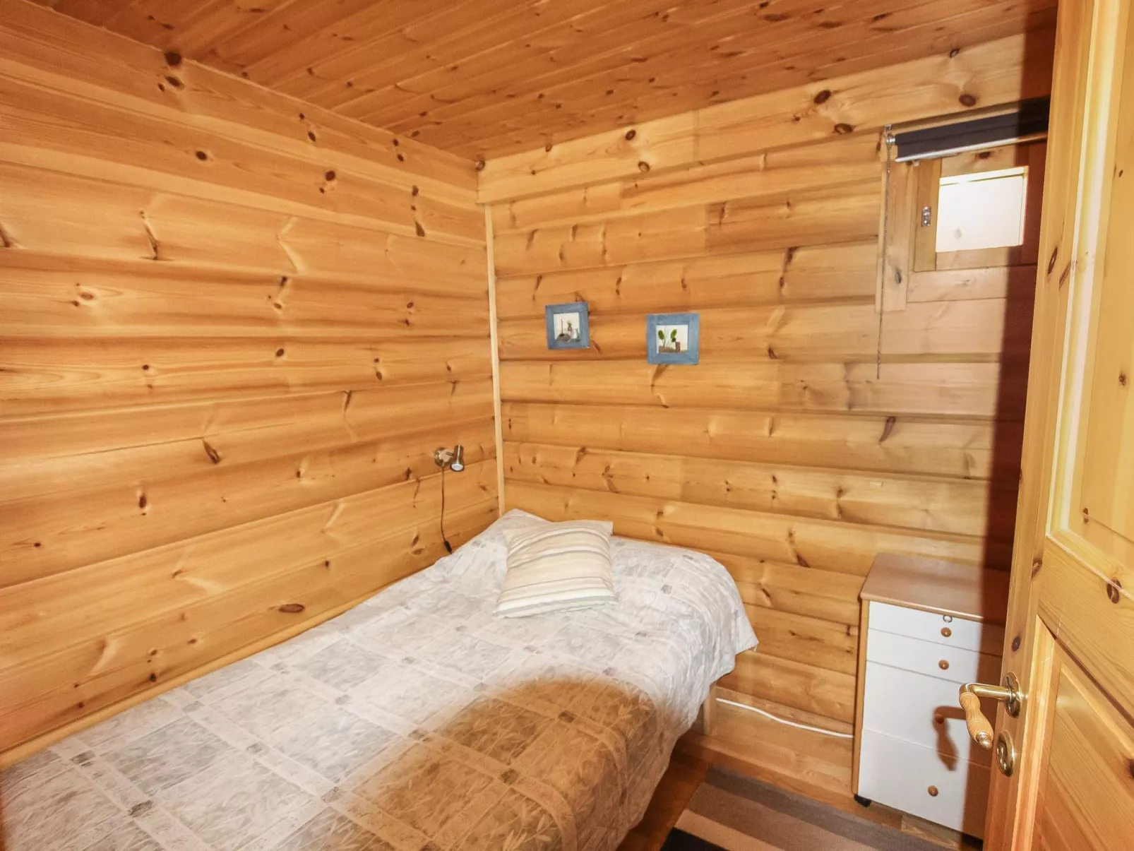 Erätuli 2 paritalo-Dedans