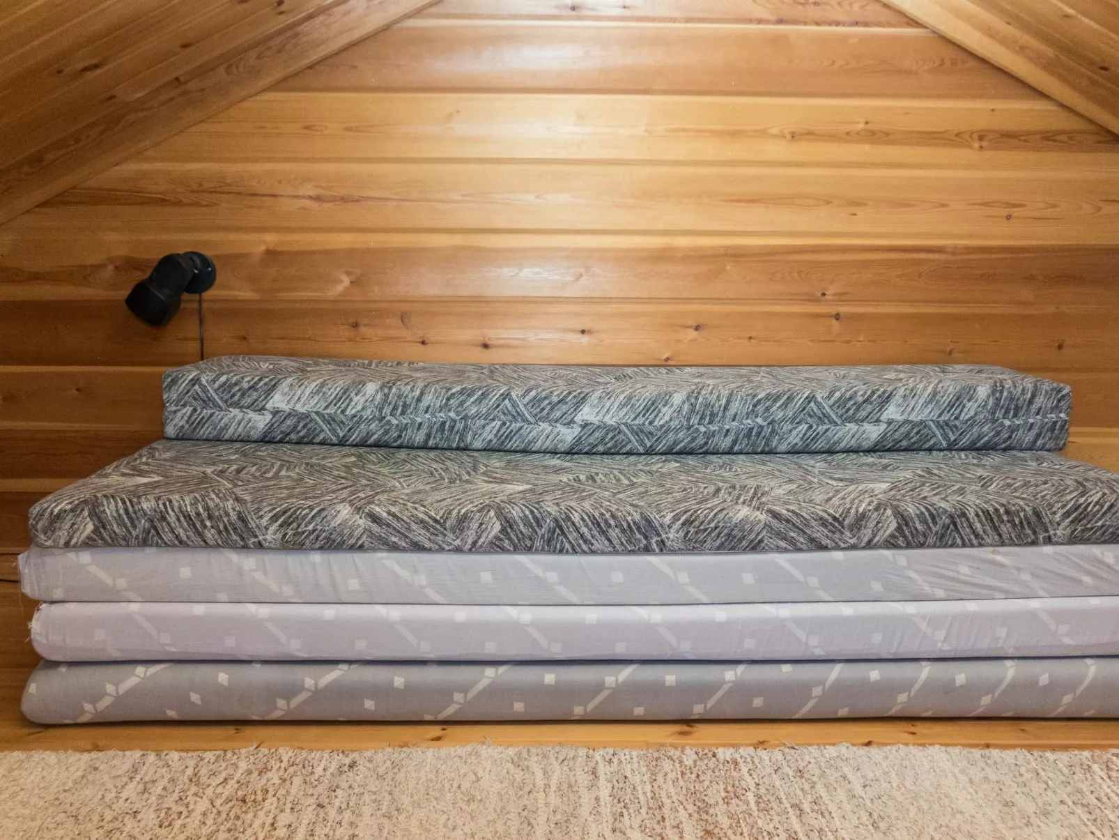 Vuosselin kuukkeli-Drinnen