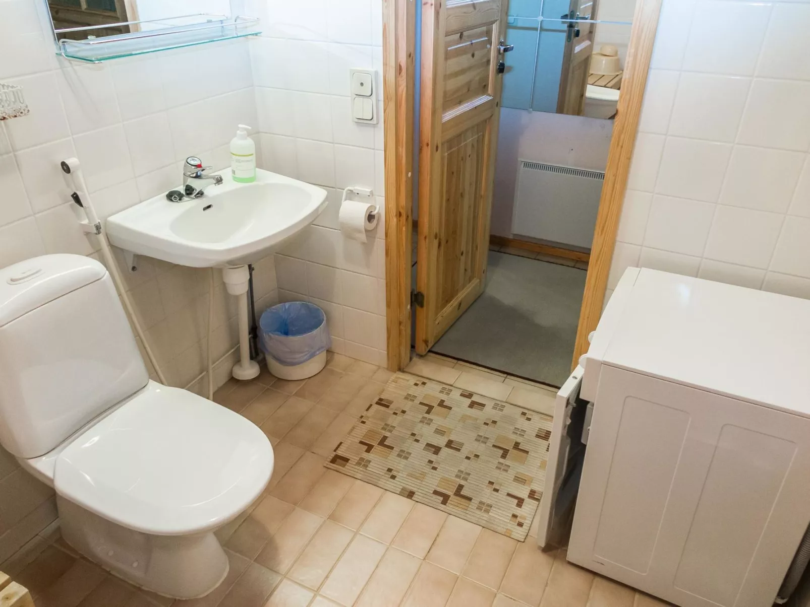 Tintintaival 2 a 8-Drinnen