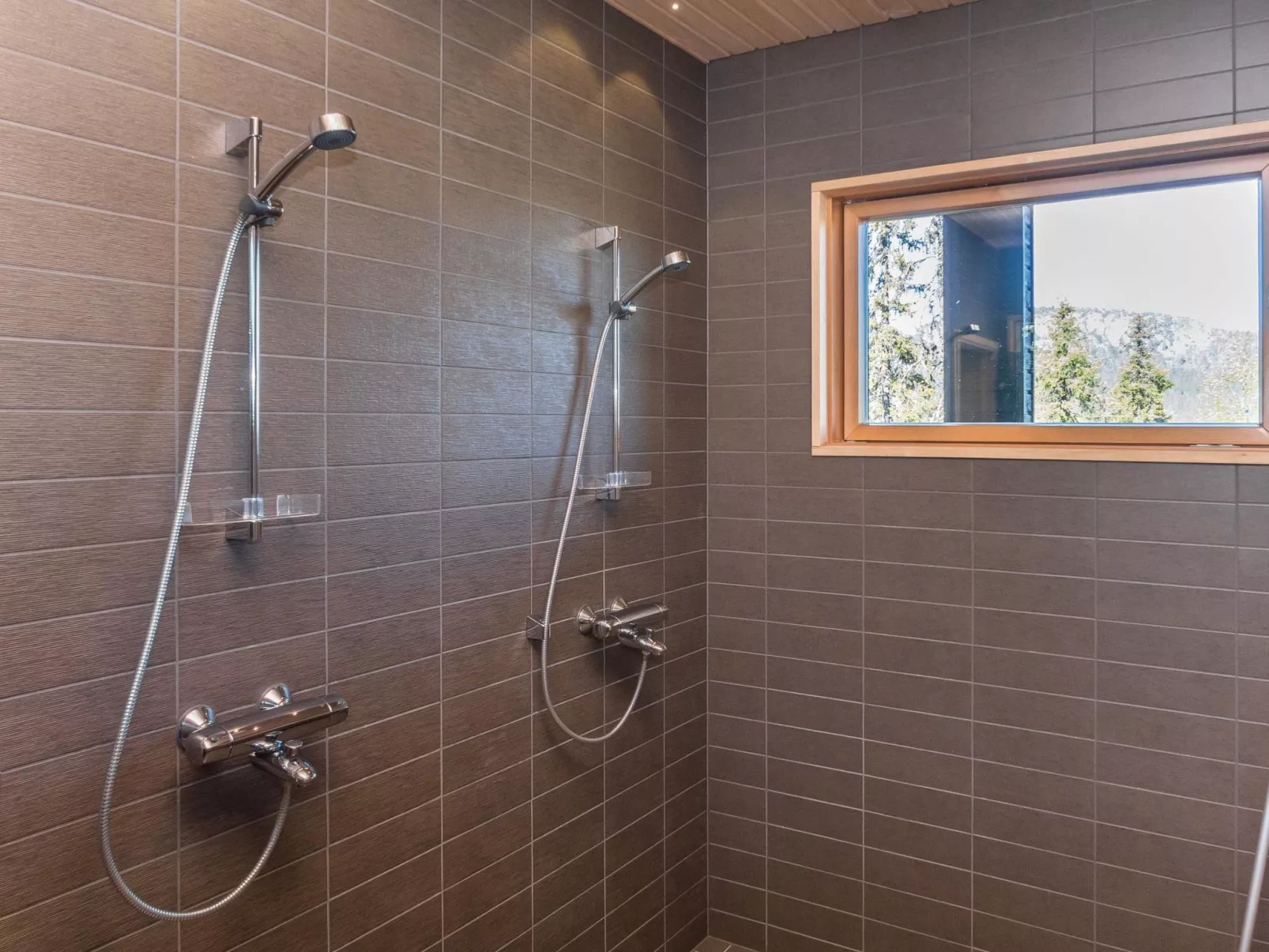 Holy lake rantasauna-Dedans