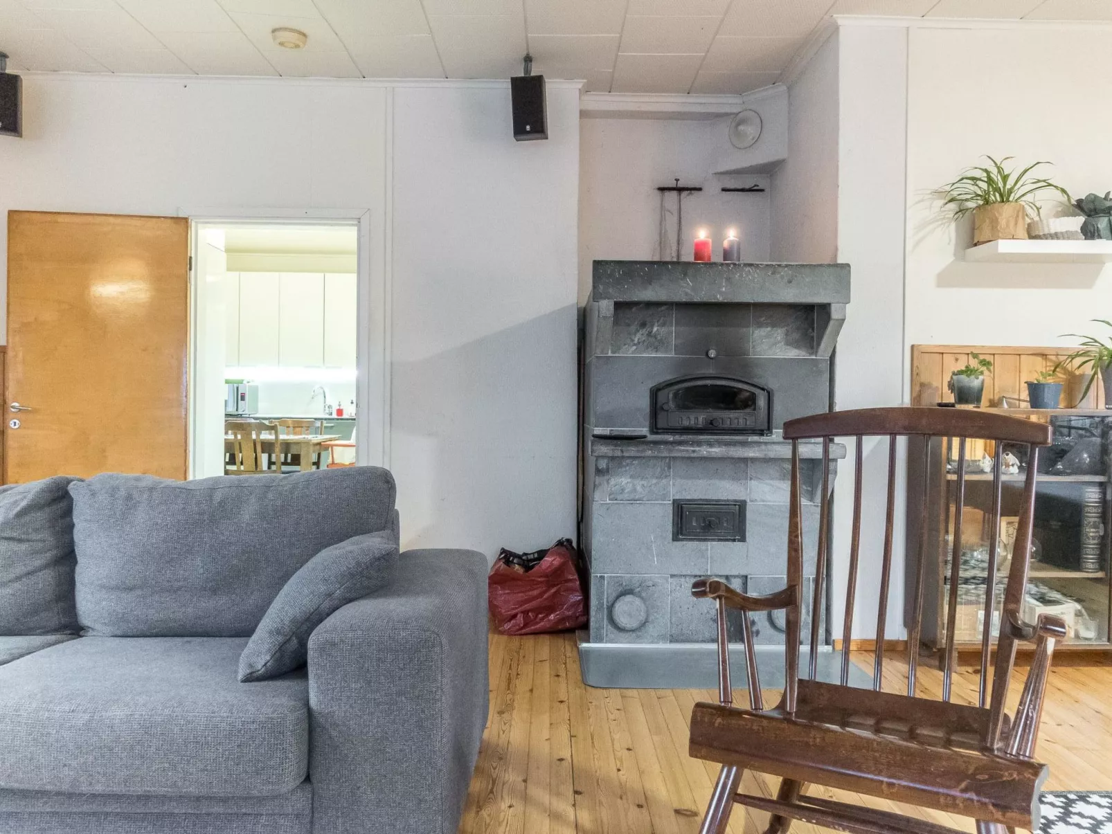 Backcountry base-Inside