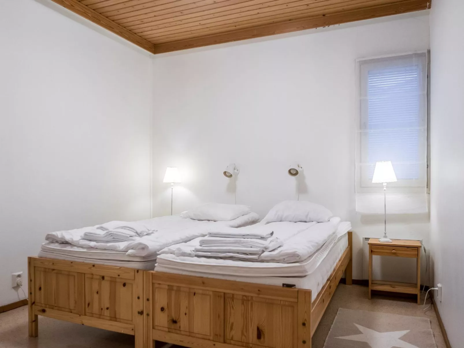 Lomakatti 10b-Dedans