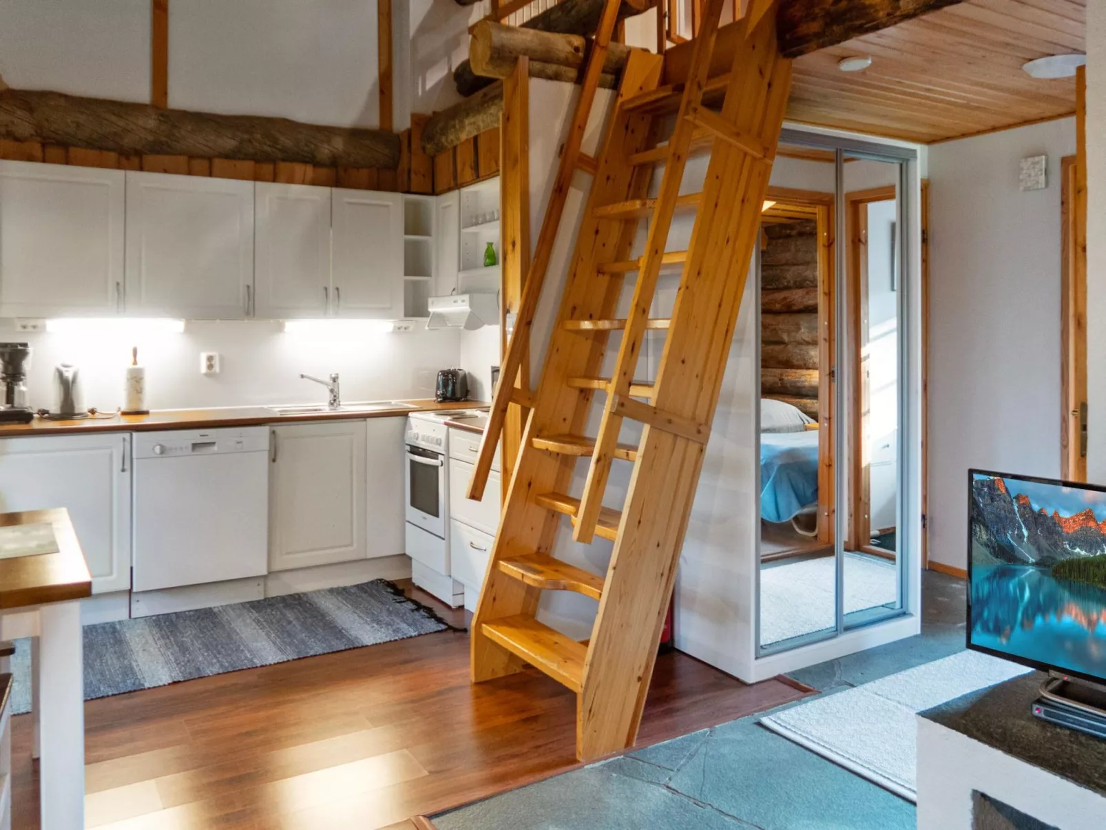 Vuokatinportti b3, lemminkäinen-Inside