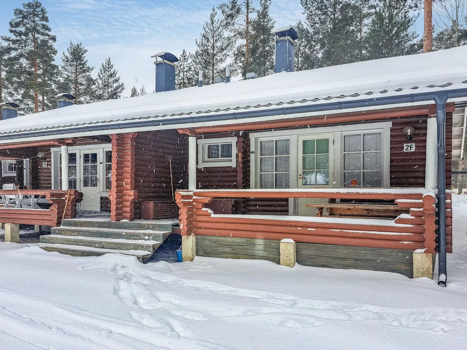 Tuunaantupa 2 f-Dedans