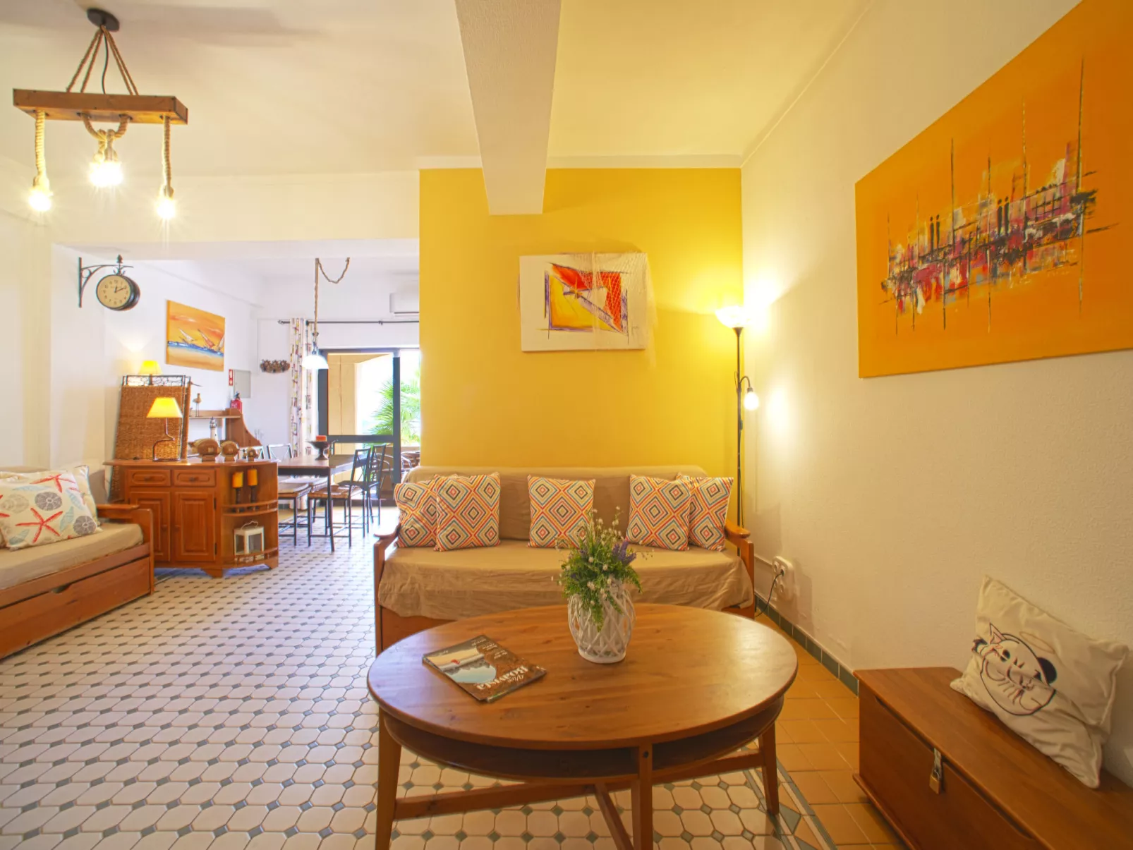 Iberlagos-Inside