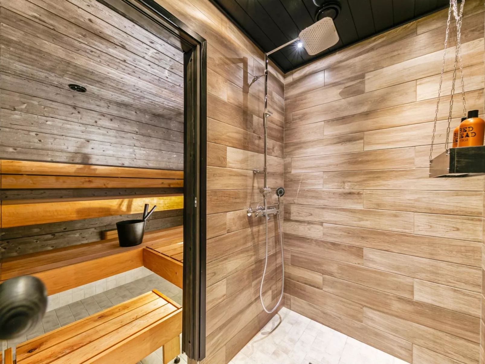 Levin hetki a-Drinnen