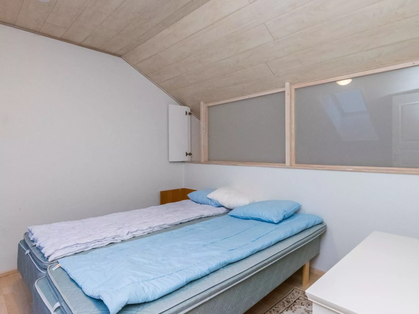 Kylpylän ullanrinne 12 c-Dedans