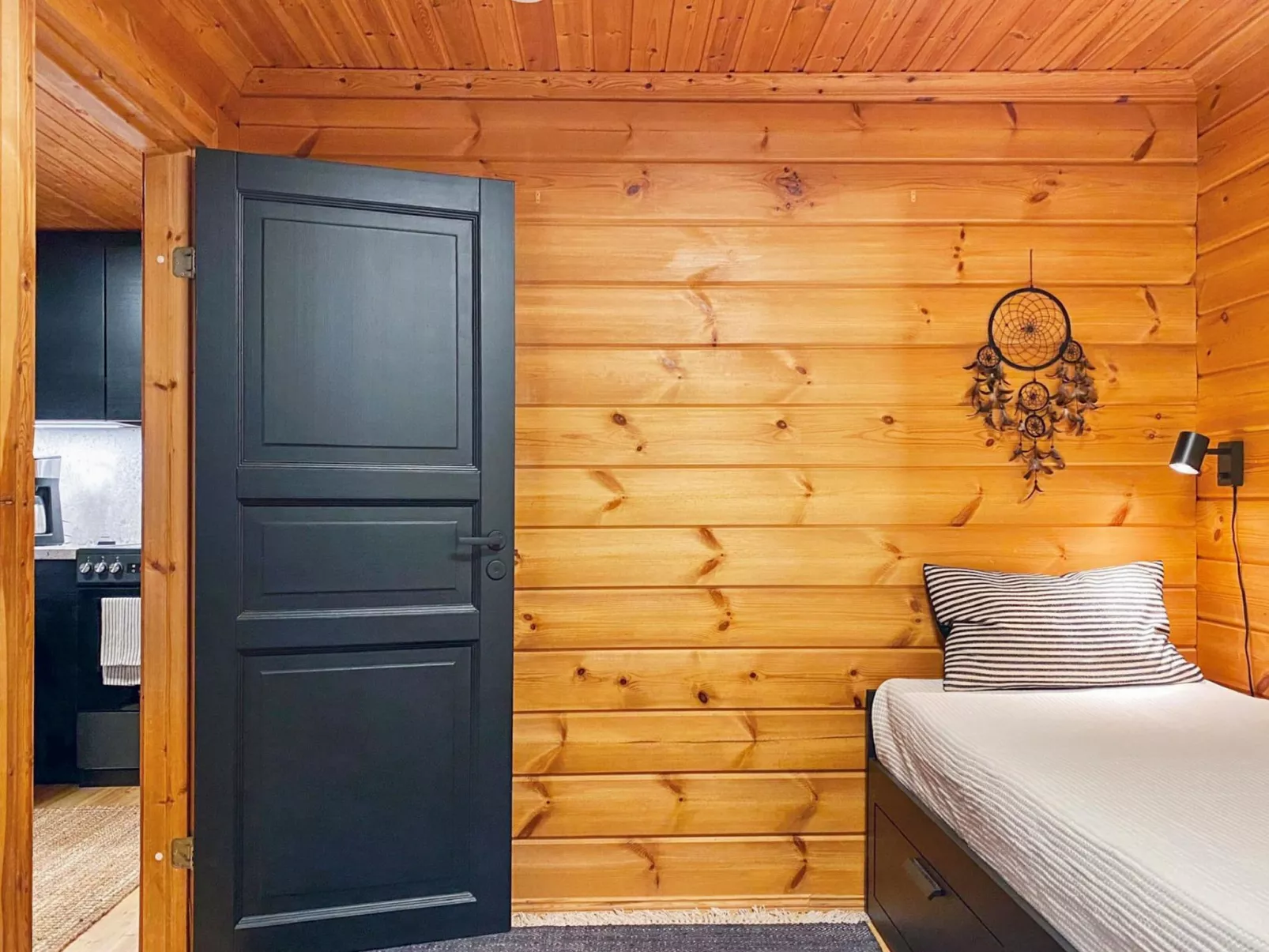 Uolevintie 39b-Dedans