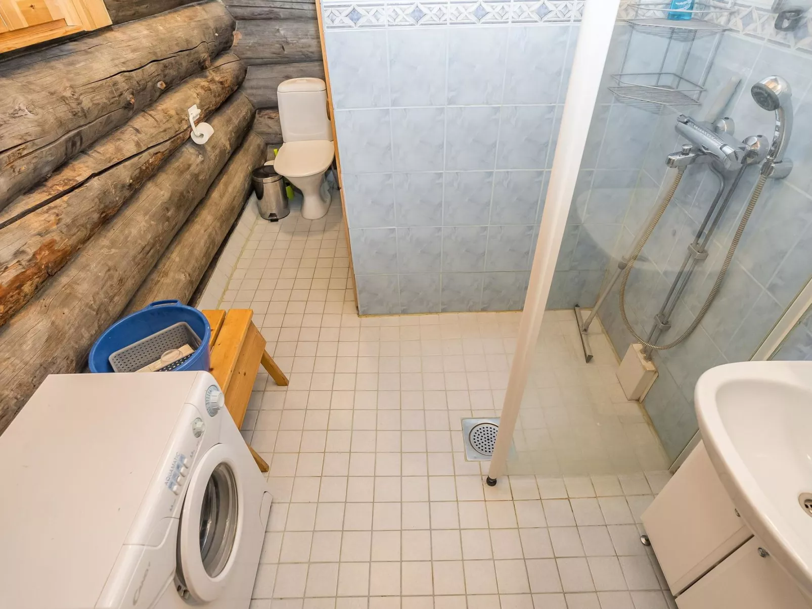 Pajalan honka-Dedans