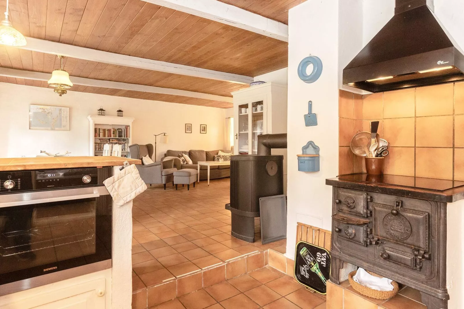 Family cottage for eight guests - Indoor