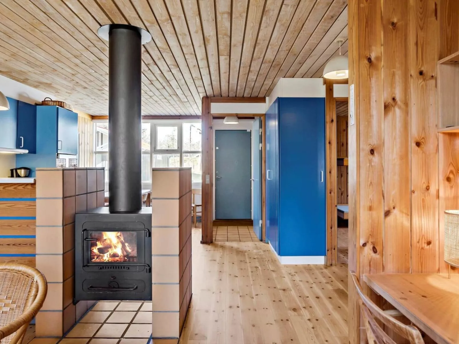 "Orpah" - 100m from the sea-Dedans