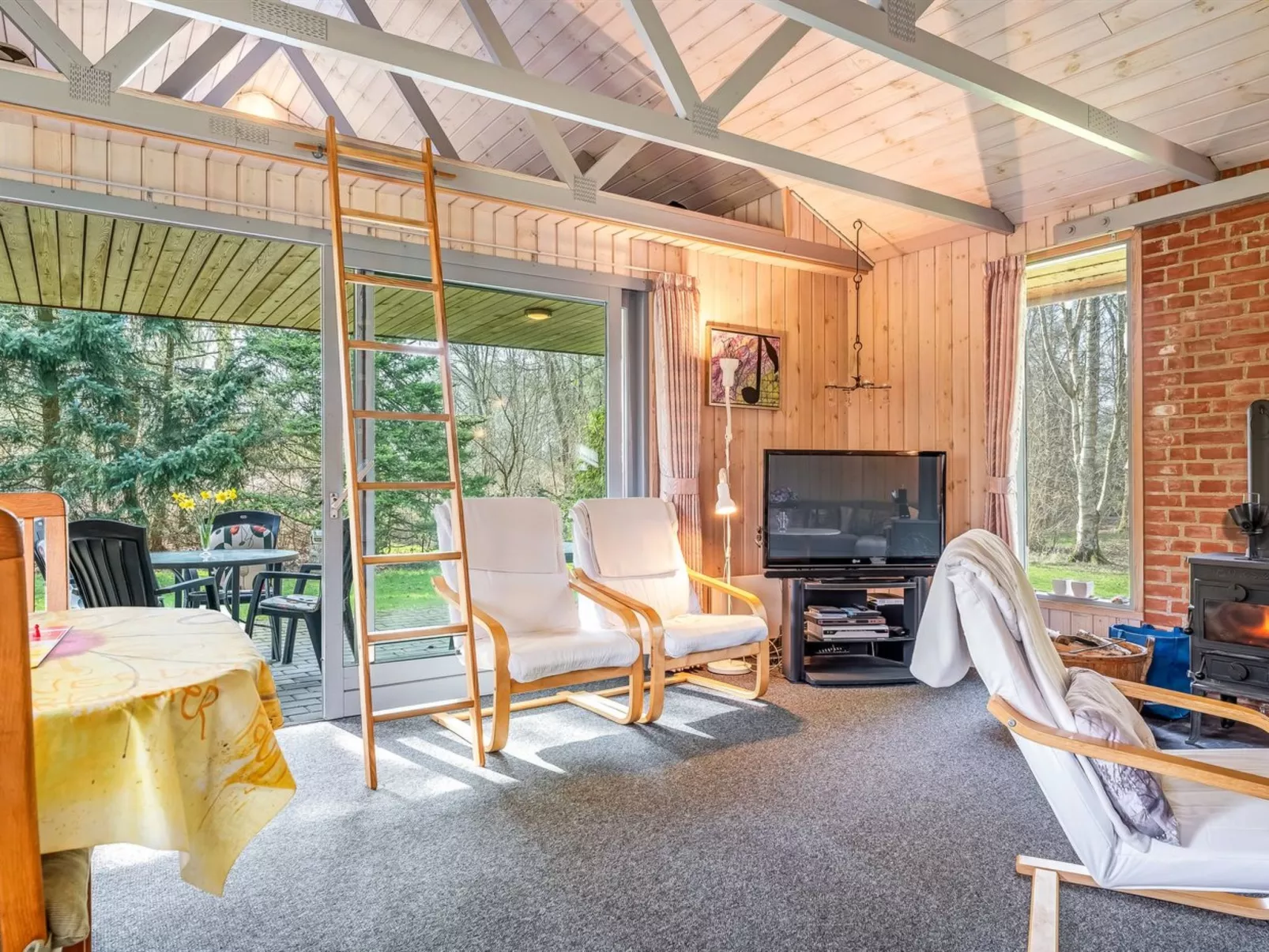 "Franzisca" - 200m to the fjord-Drinnen