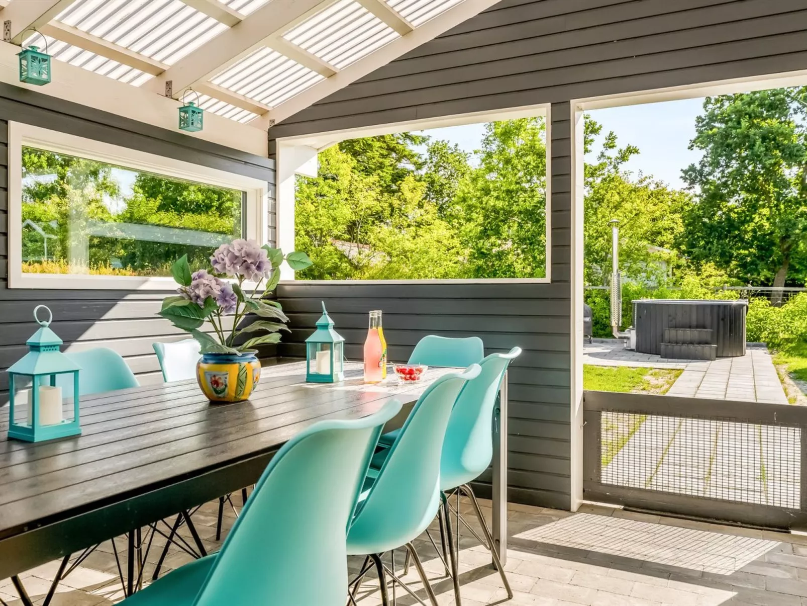 "Rathi" -  from the sea-Draußen