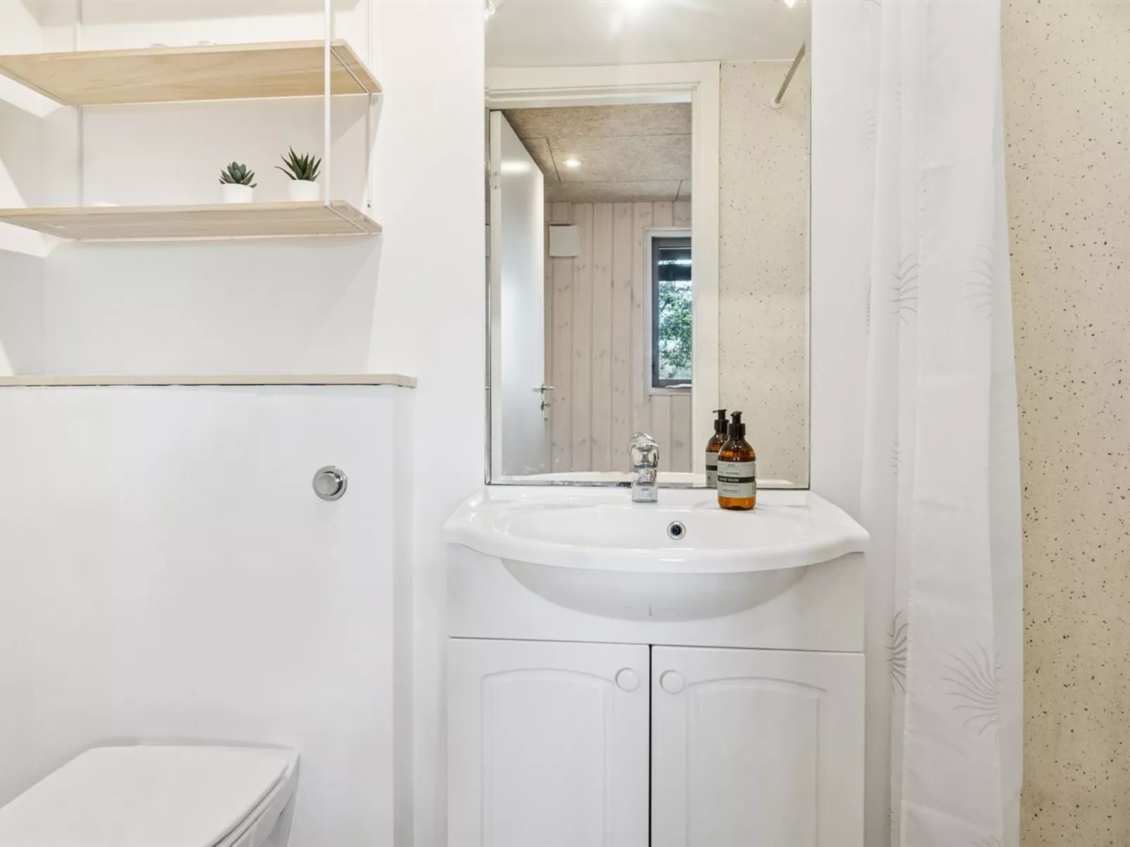 "Amaja" - 600m from the sea-Inside