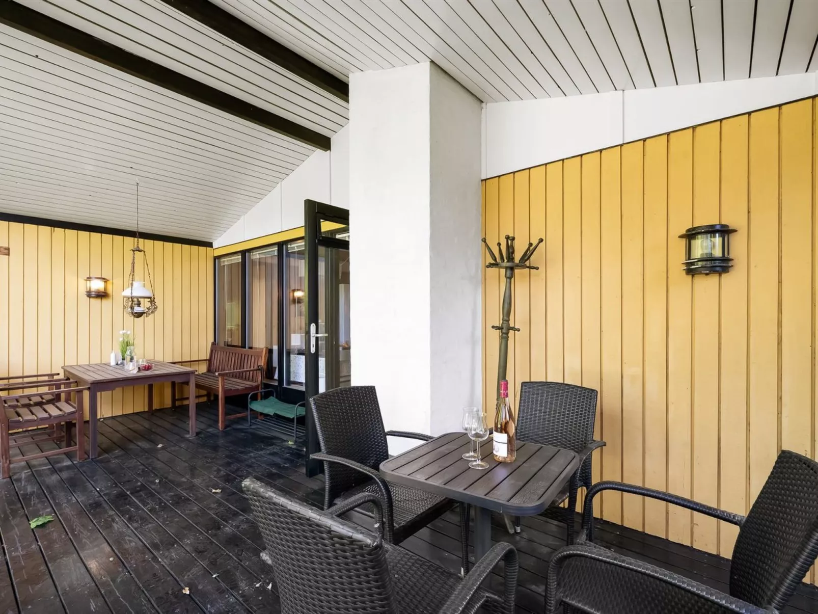 "Tenaya" - 200m to the fjord-Outside