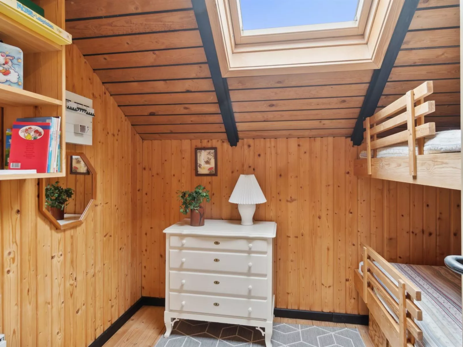 "Aaltje" - 800m from the sea-Dedans