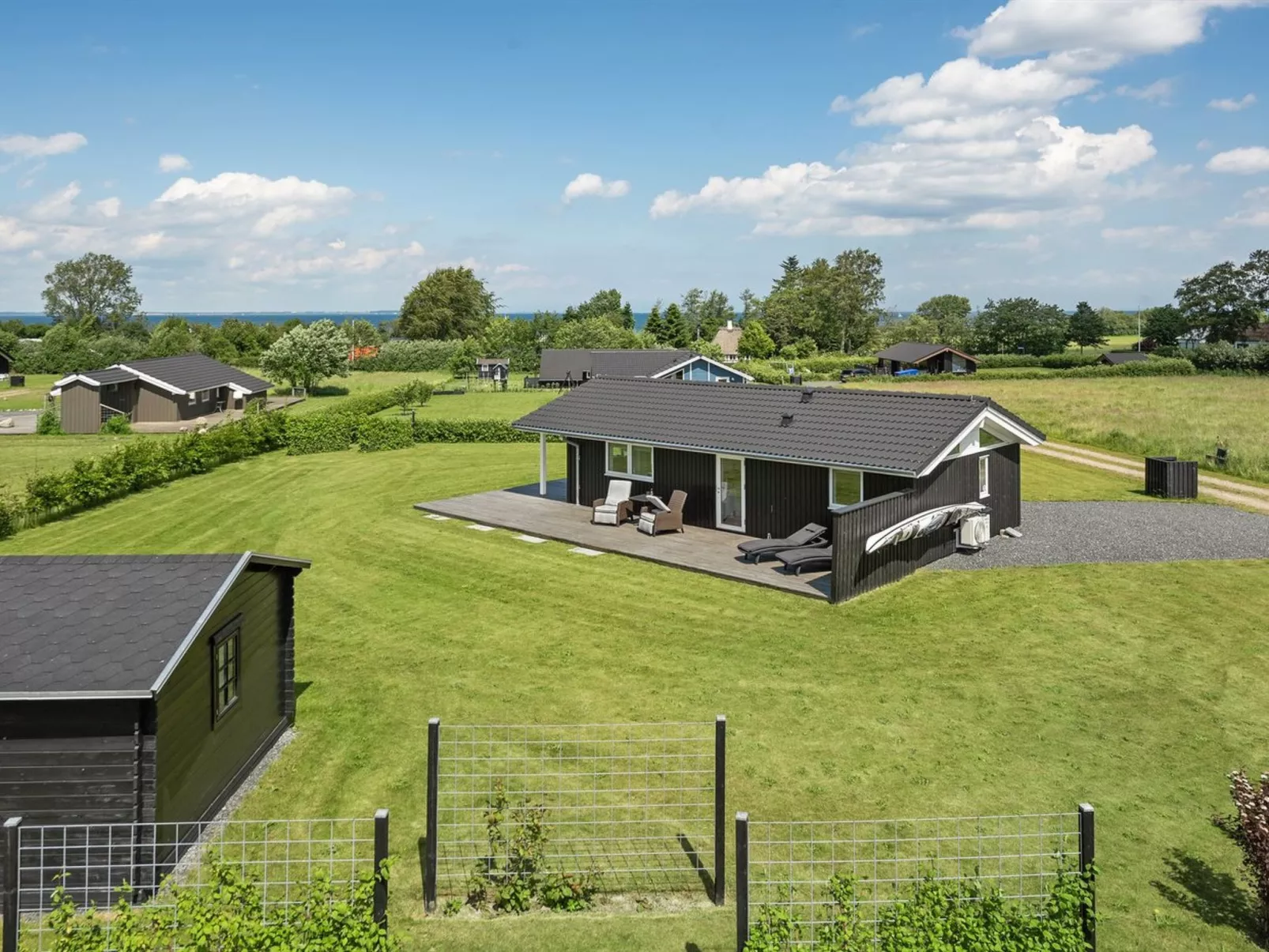 "Rether" - 400m from the sea-Outside