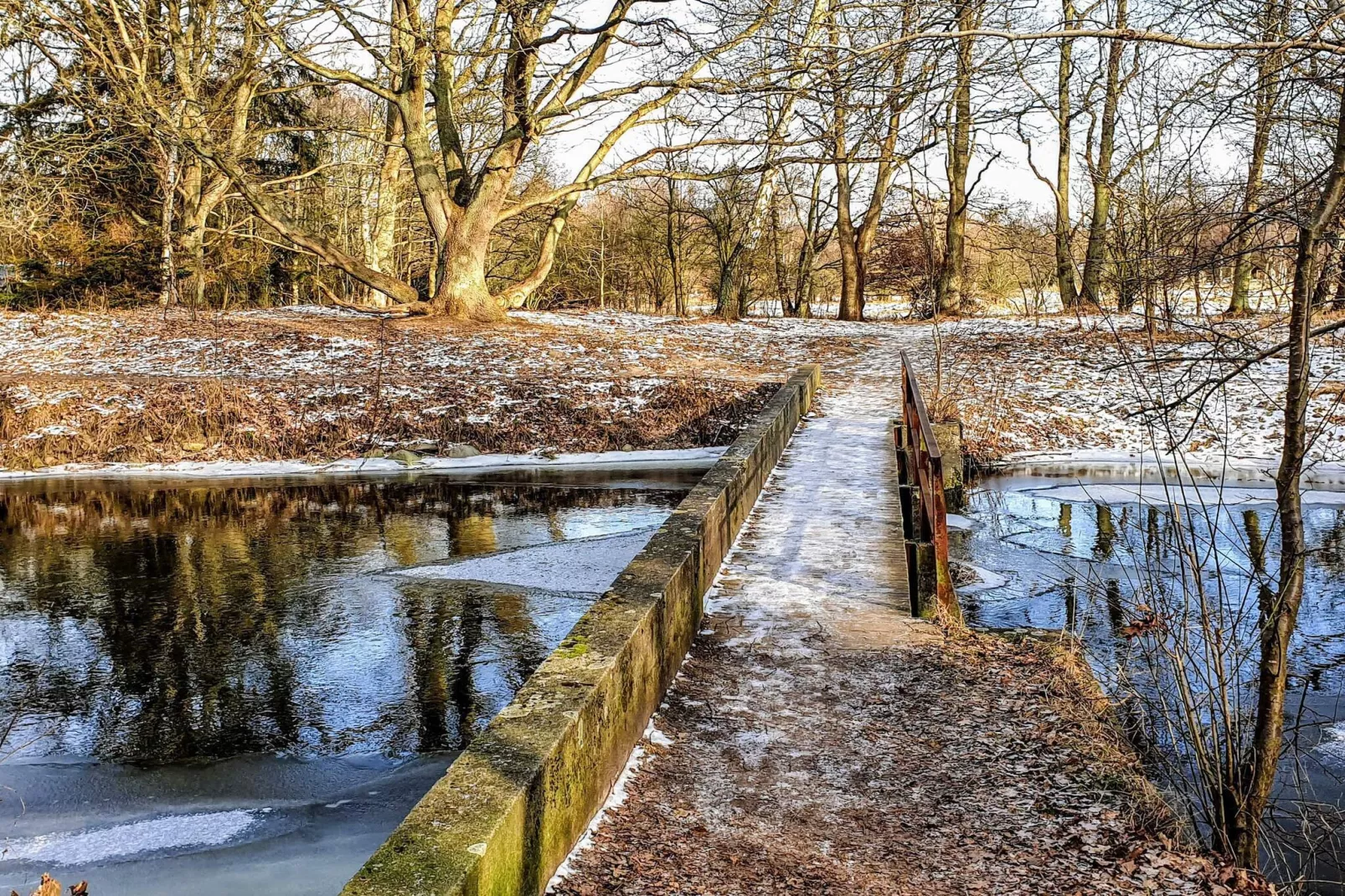 4 star holiday home in-Water view