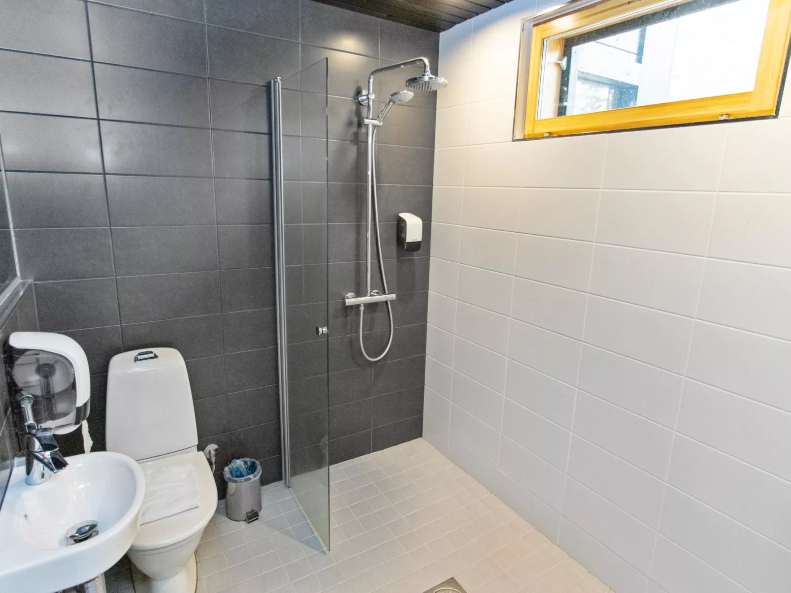 Eerikkilä huvila 132-Dedans