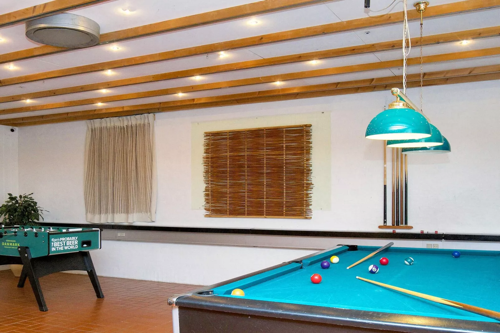 3 room,2 bath,Premium-Untagged