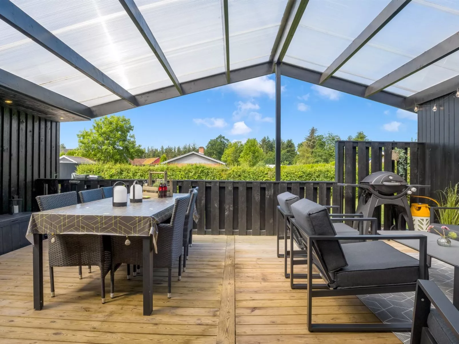 "Elske" -  from the sea-Outside