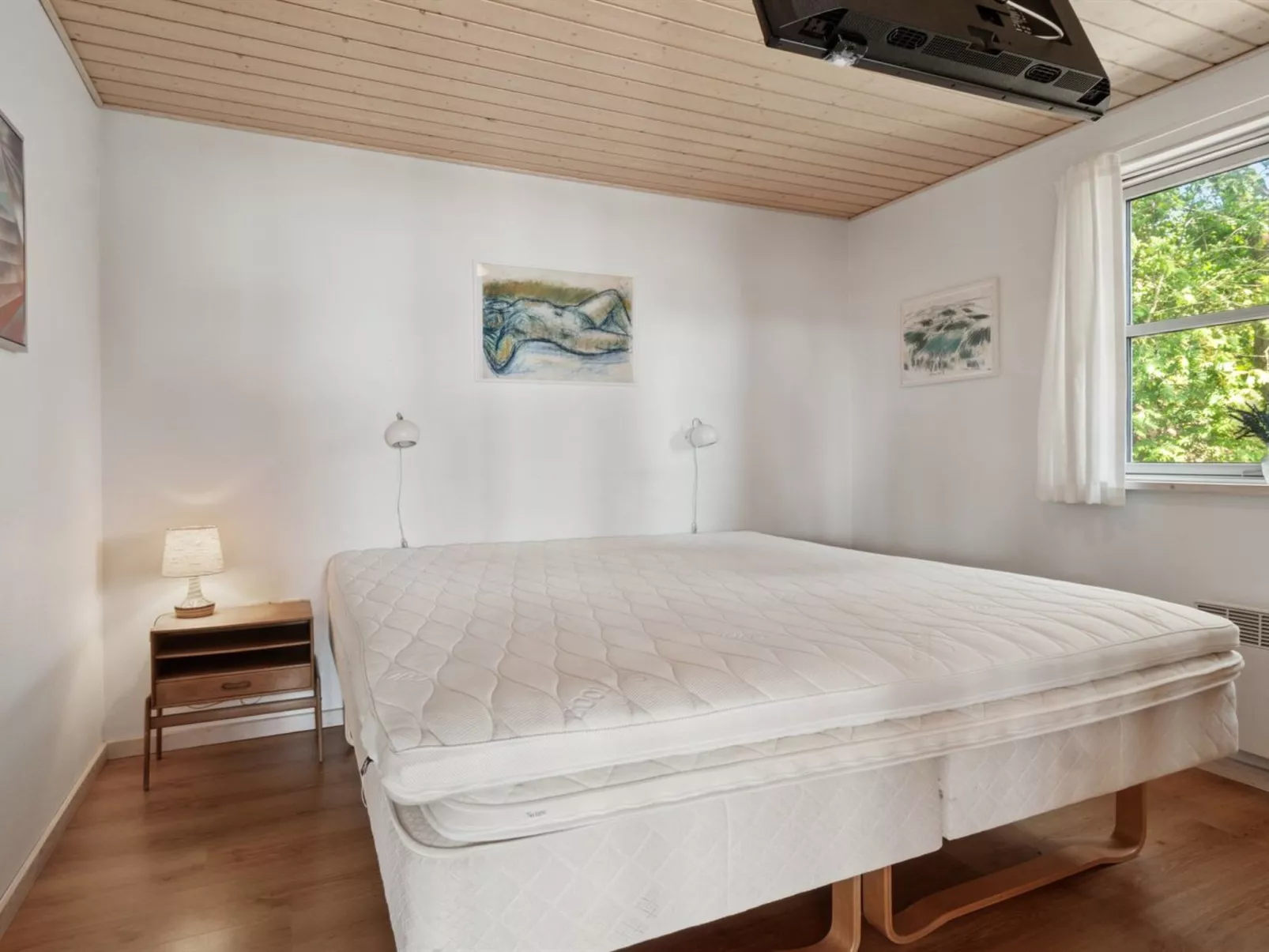 "Mariam" - 100m from the sea-Inside