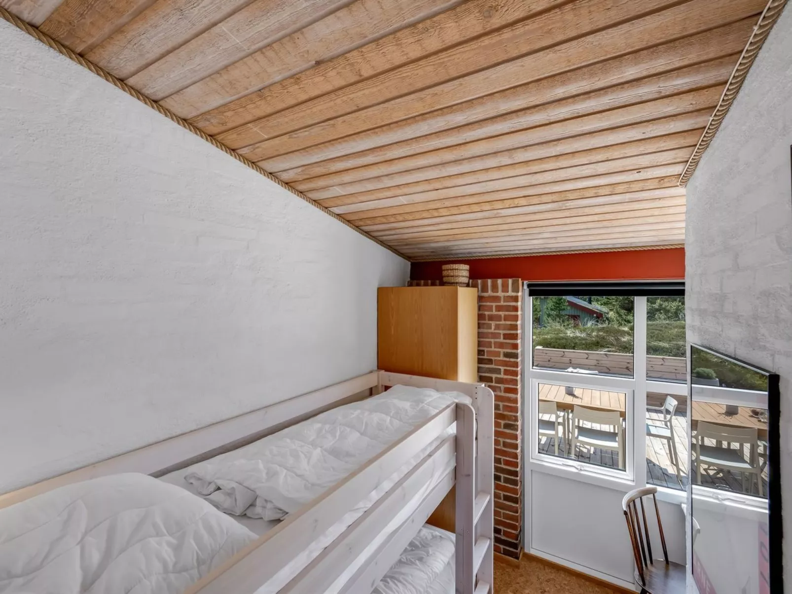 "Imelda" - 700m from the sea-Dedans