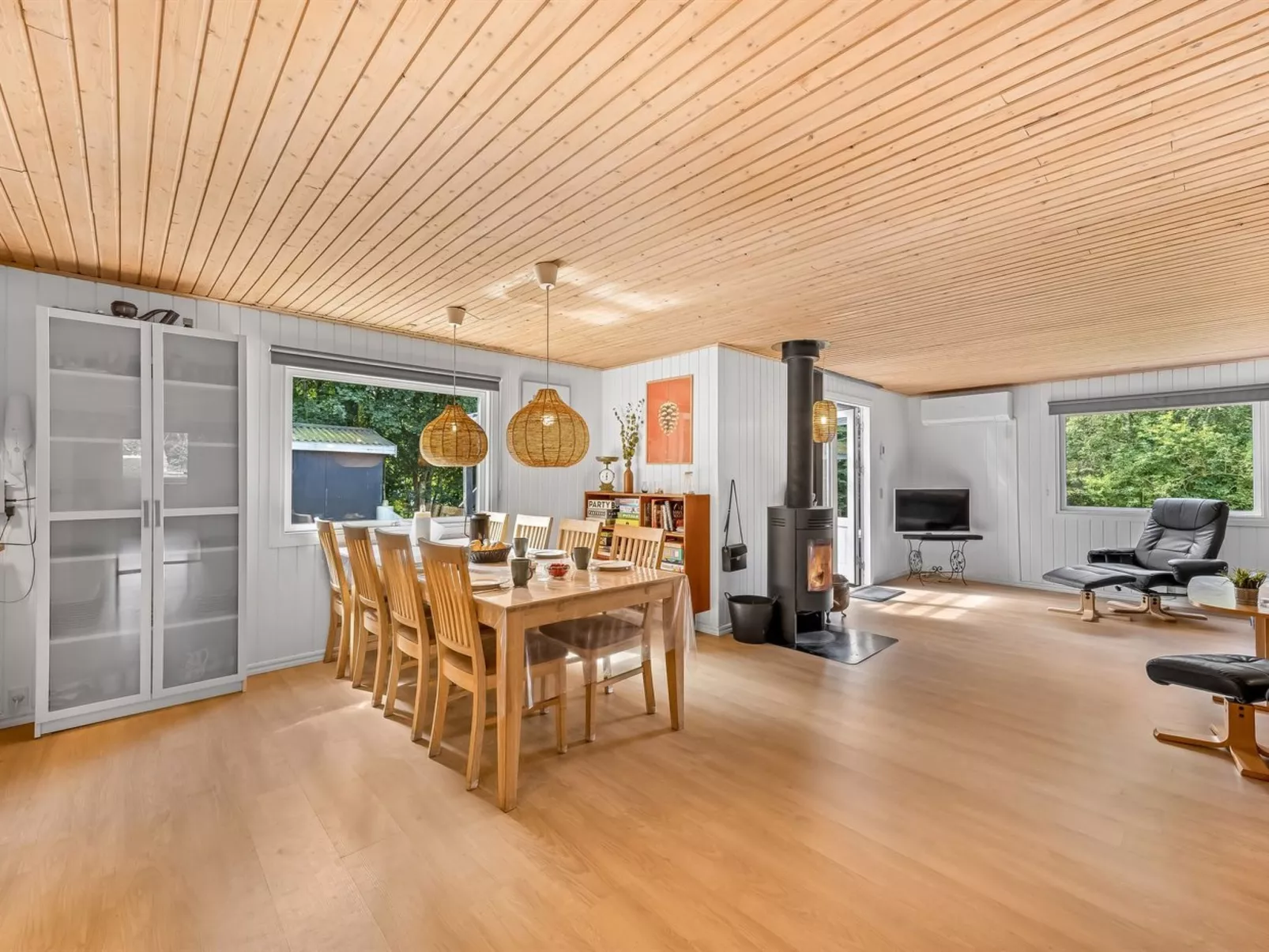 "Eine" -  from the sea-Inside