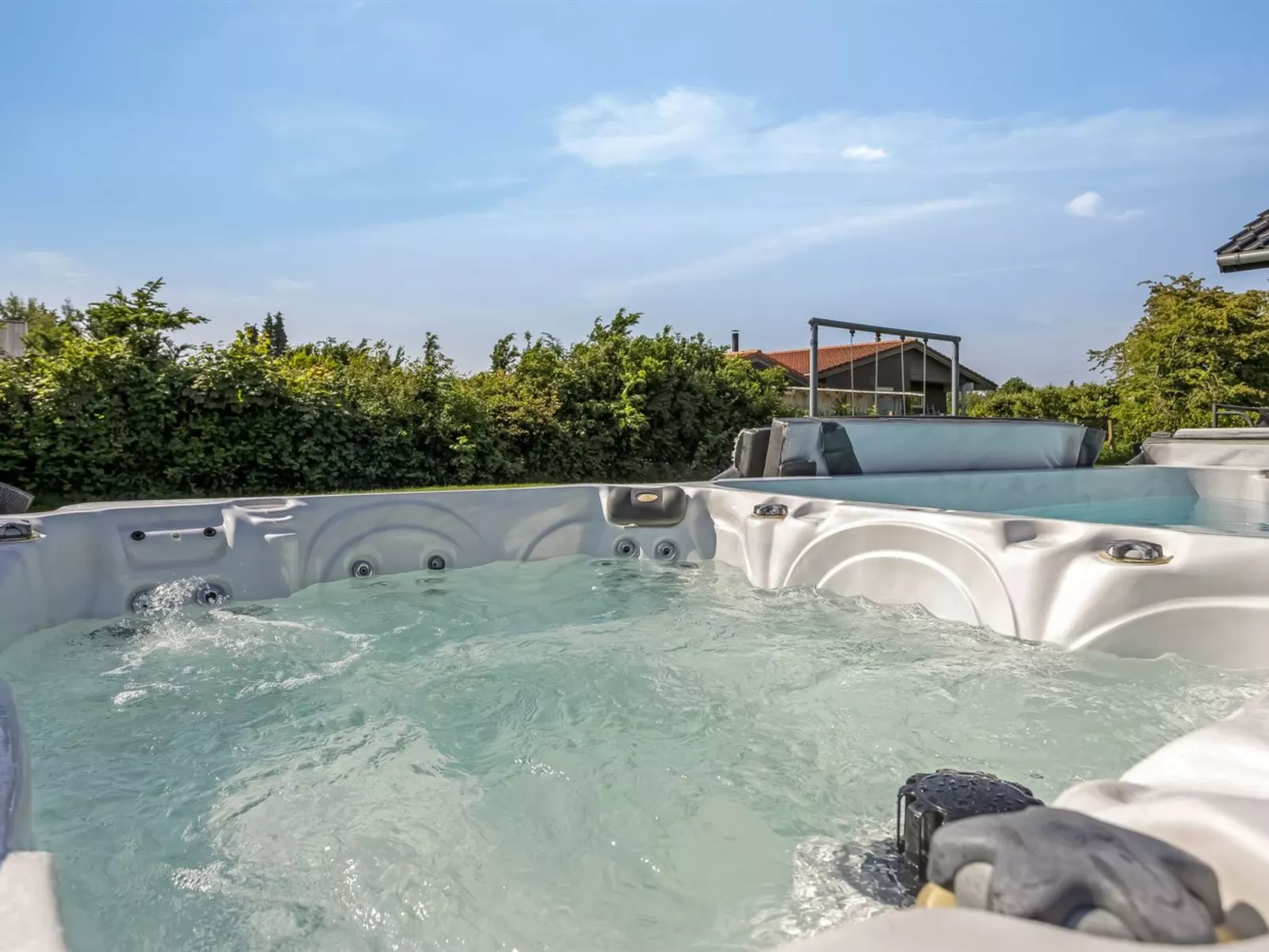 "Bernadine" - 500m from the sea-Dedans