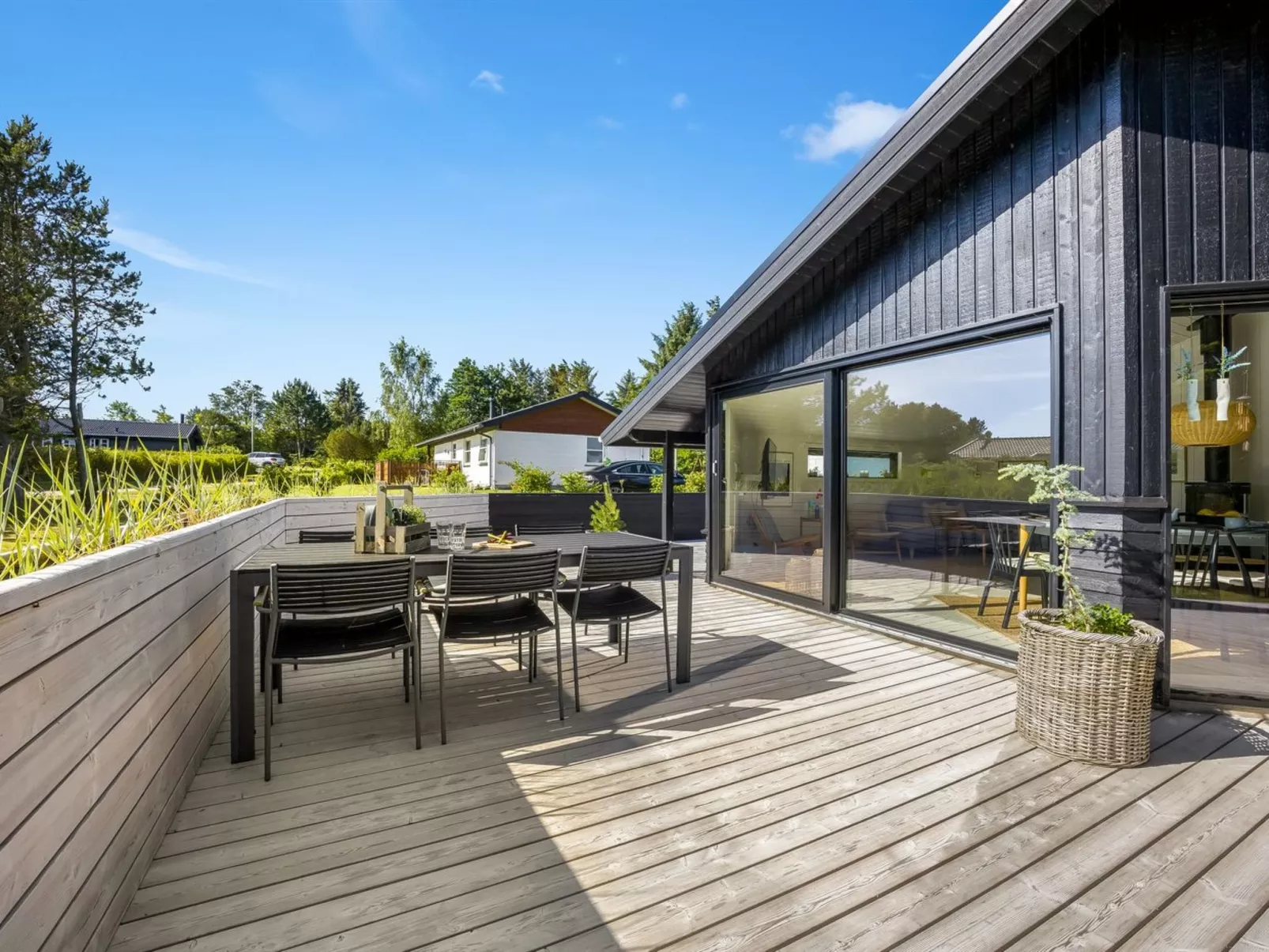 "Verner" - 990m from the sea-Outside