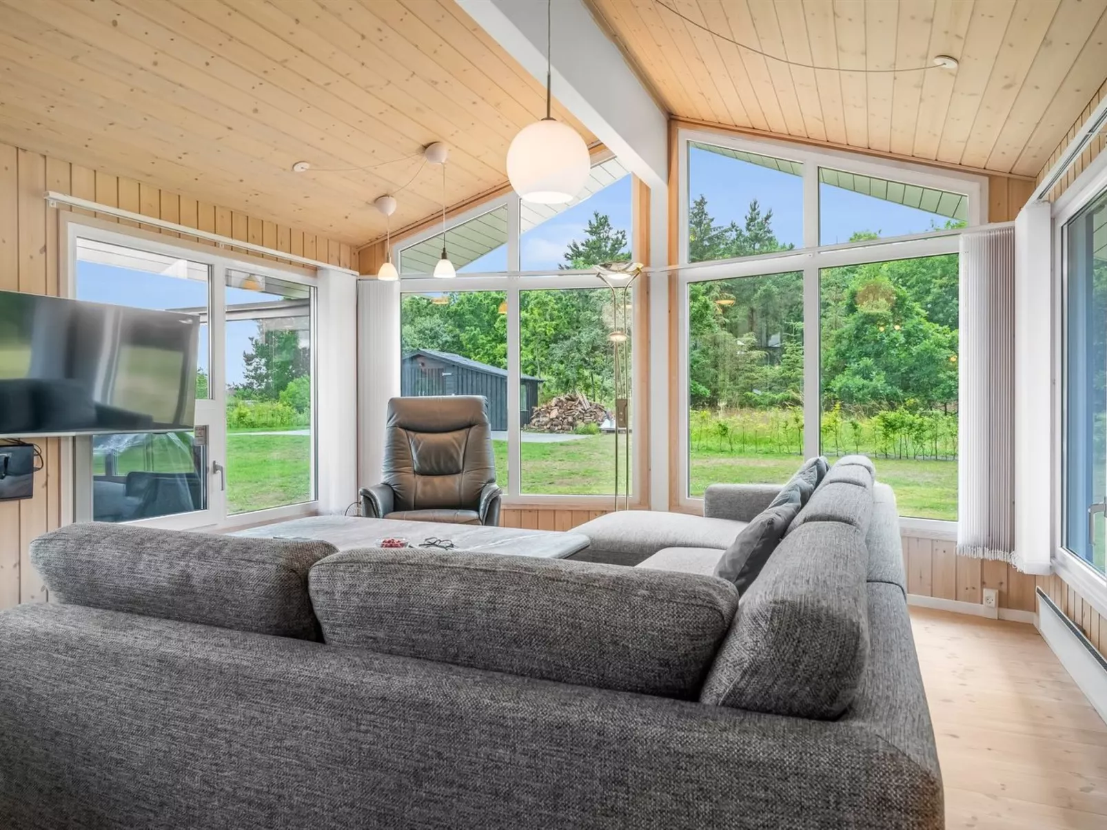 "Sulho" - 800m from the sea-Inside