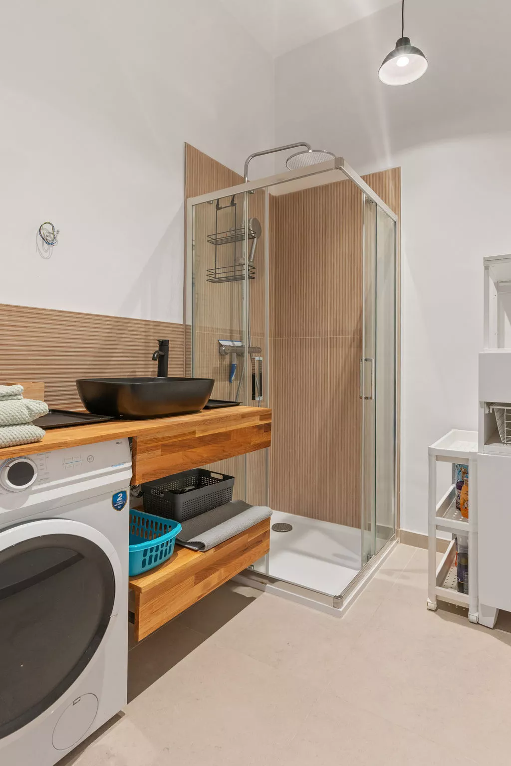 Art District Nook-Inside