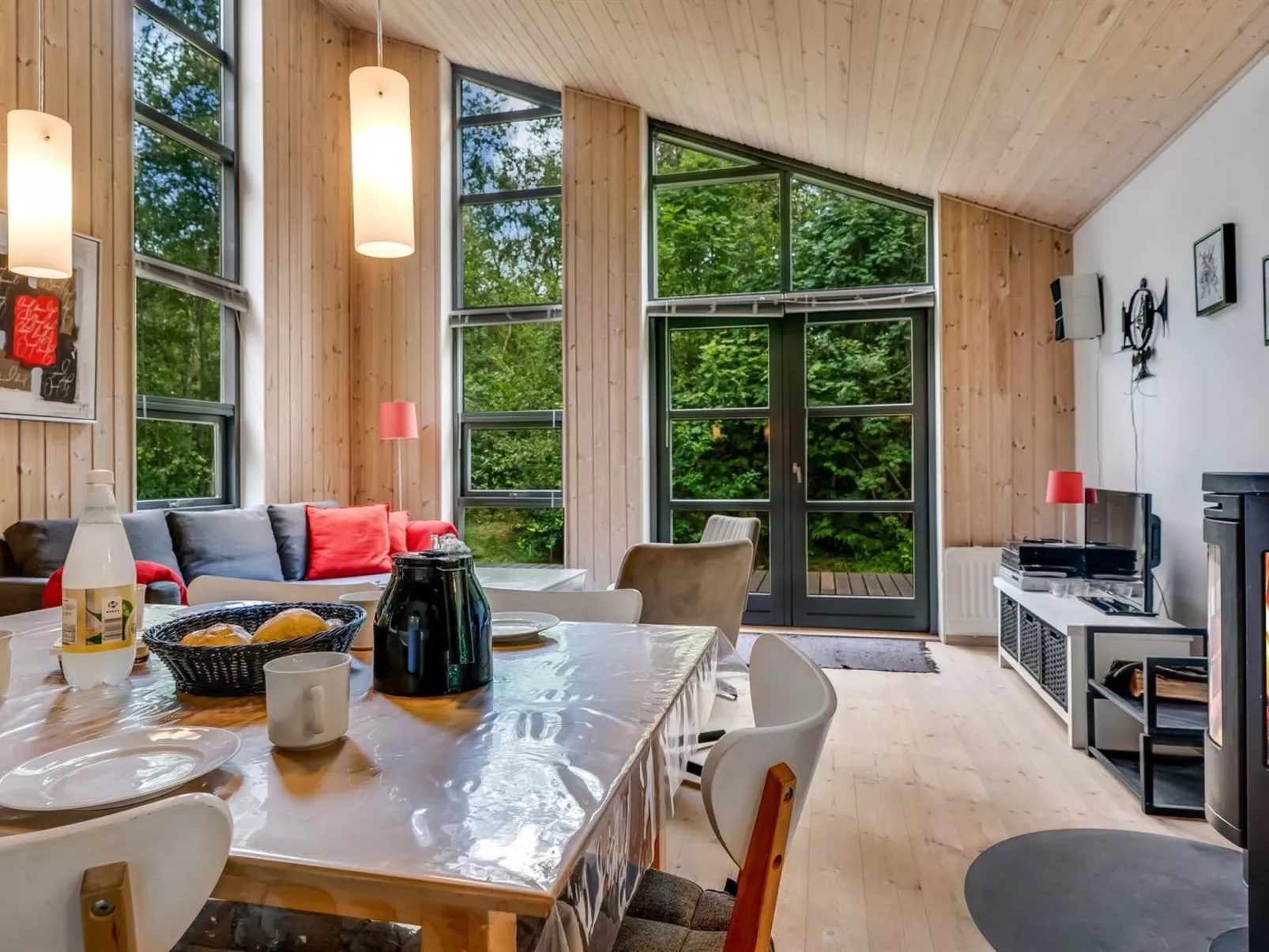 "Suna" -  from the sea-Inside