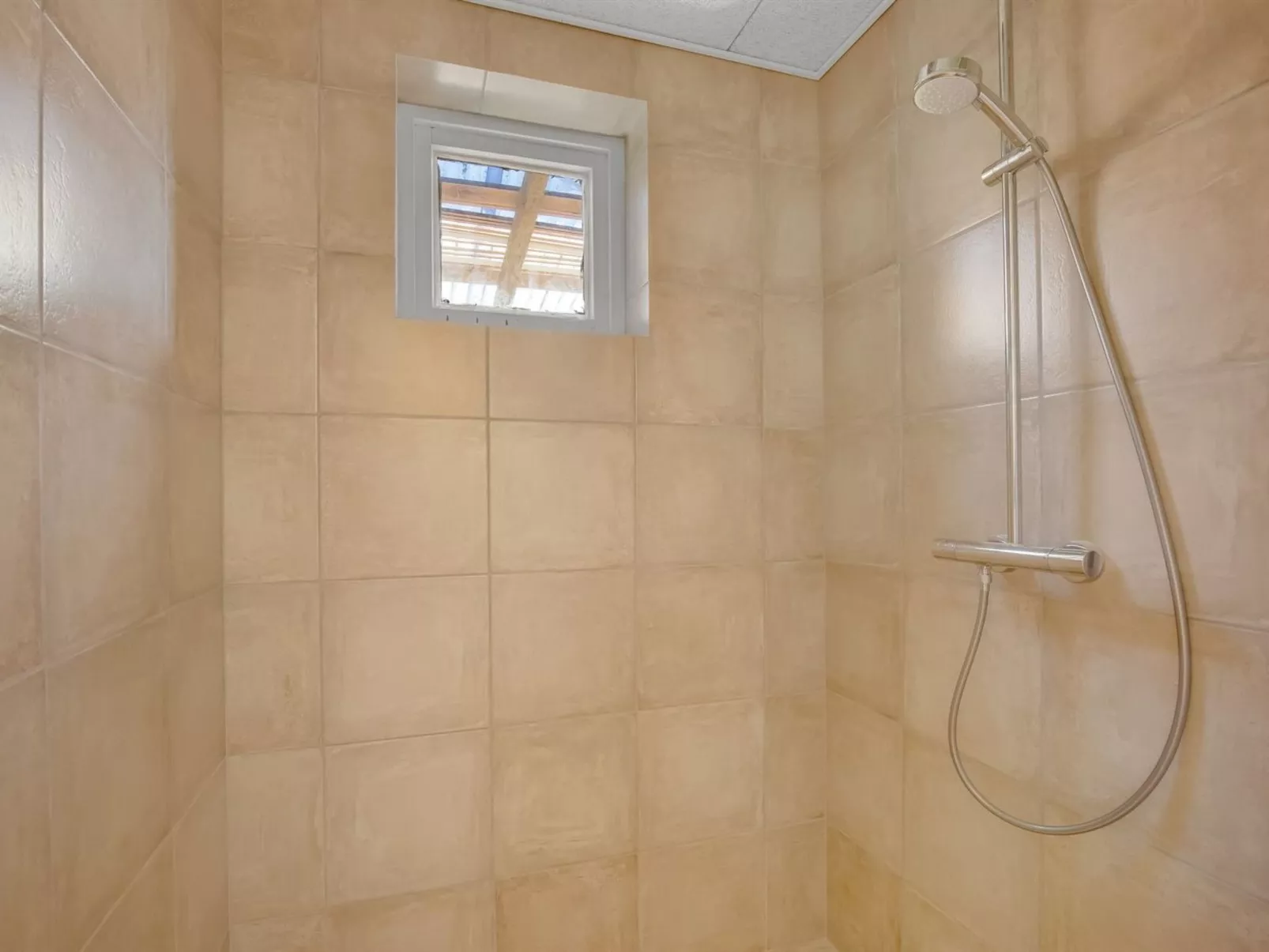 "Abel" - 250m from the sea-Inside