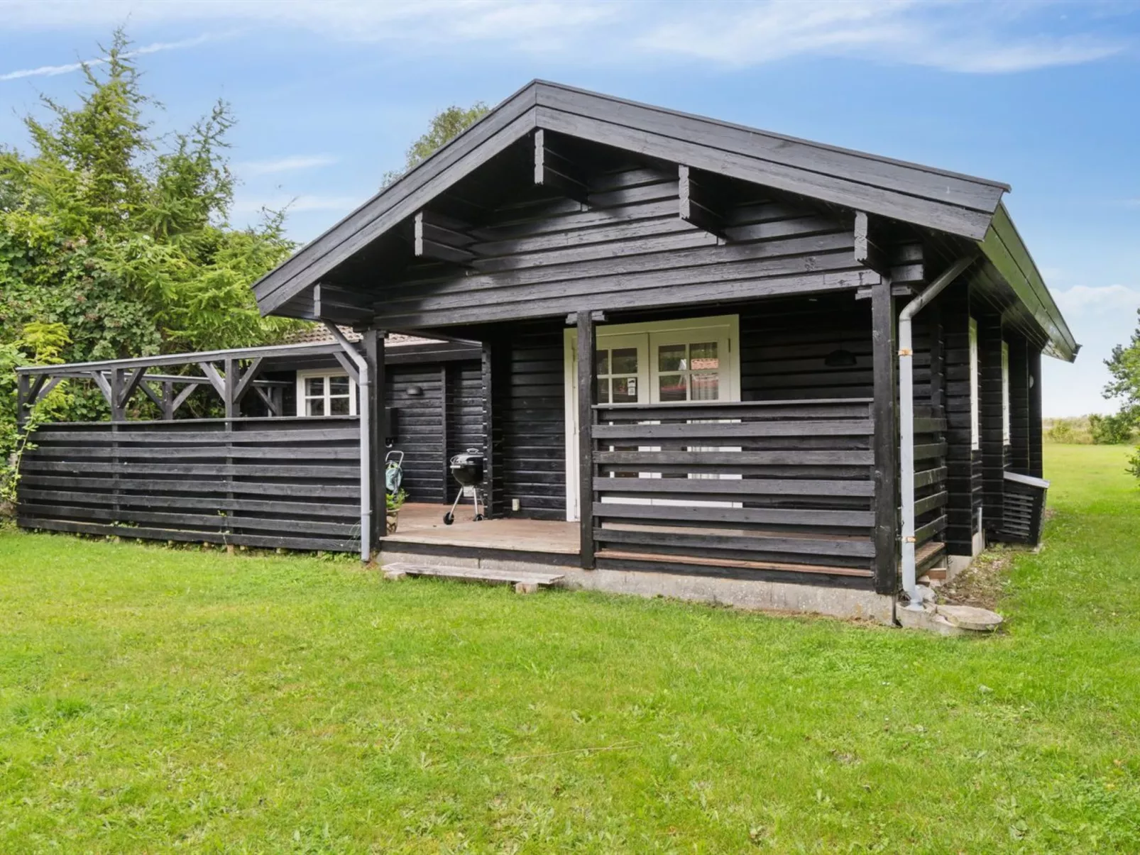 "Kjell" - 25m from the sea-Outside