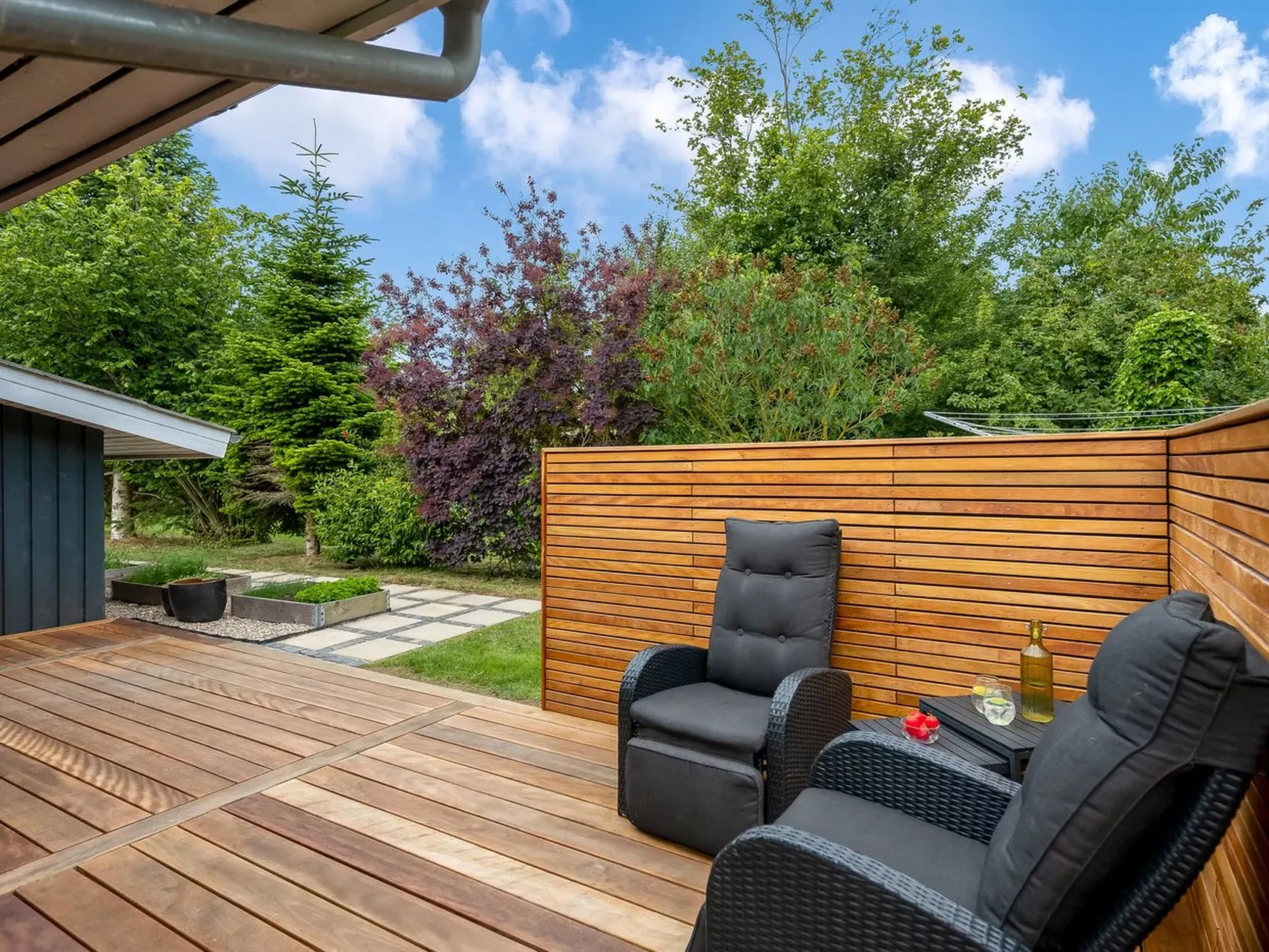 "Ellie" - 500m from the sea-Dehors