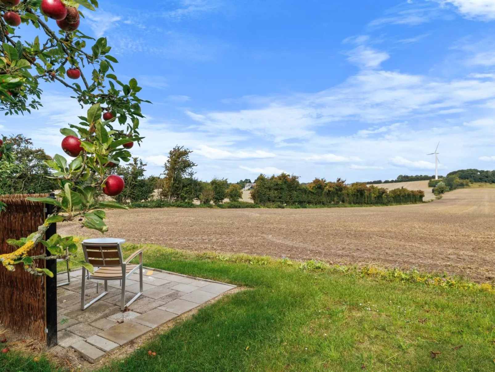 "Alisa" - 2.5km from the sea-Draußen