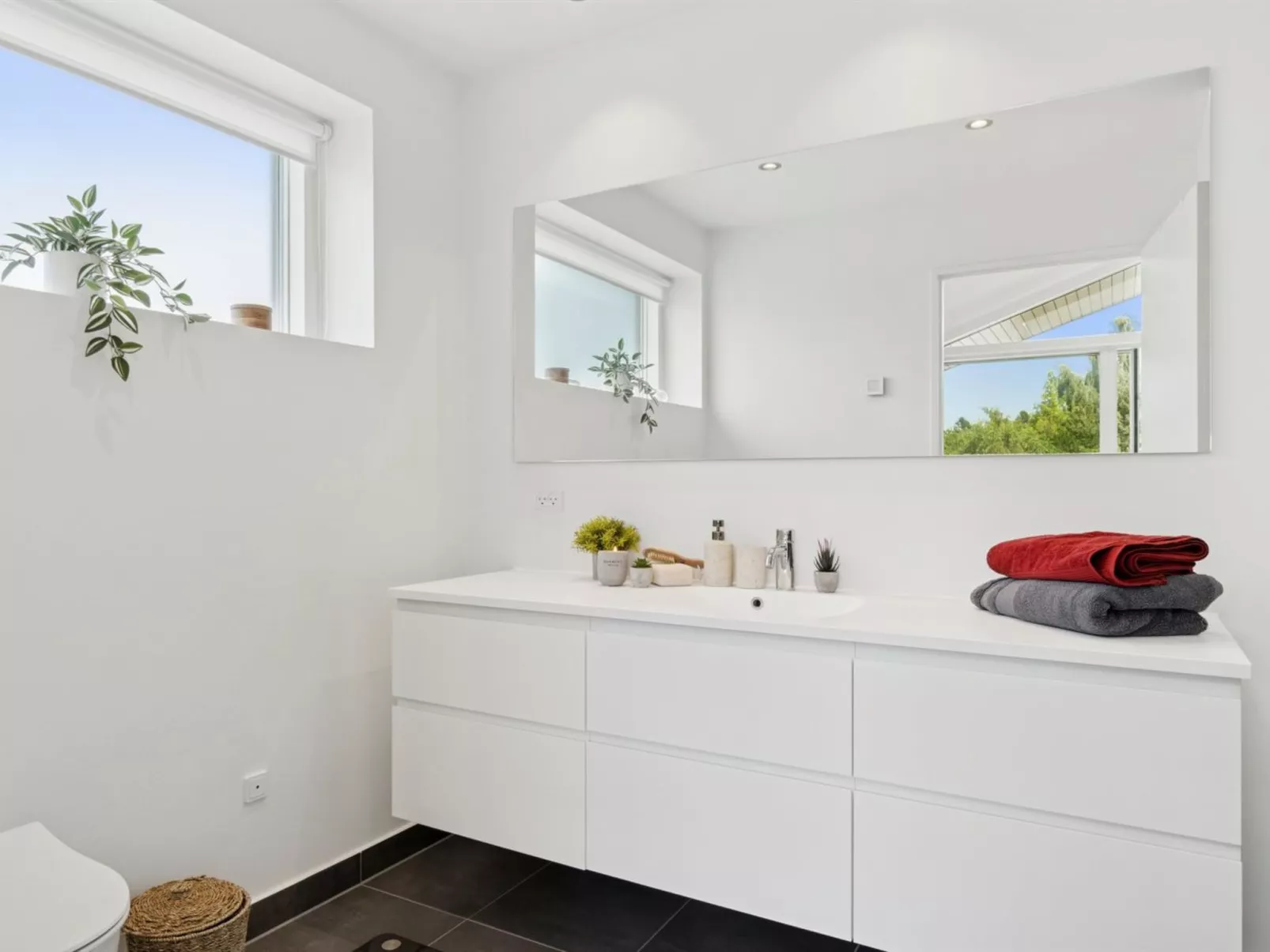 "Troels" - 945m from the sea-Dedans