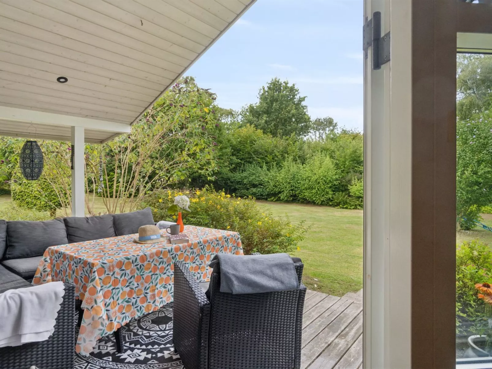 "Emelita" - 175m from the sea-Outside