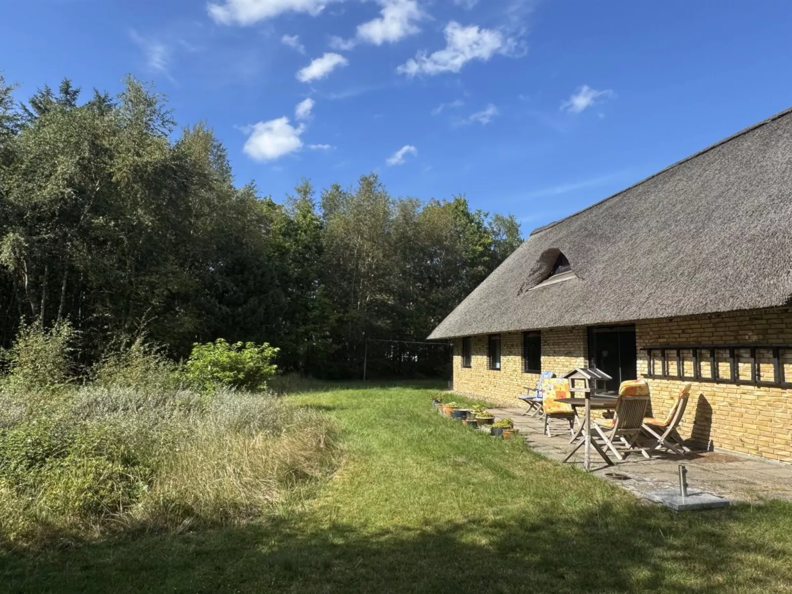 "Karmen" - 1km from the sea-Outside