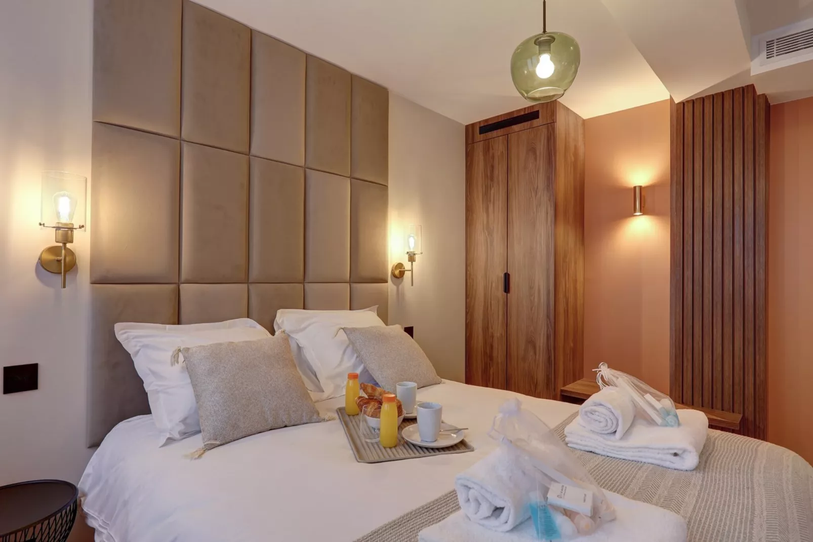 FONDARY 1-Image-tags.