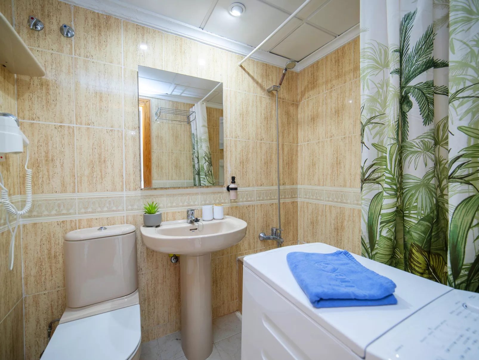 Imperial Park-Drinnen