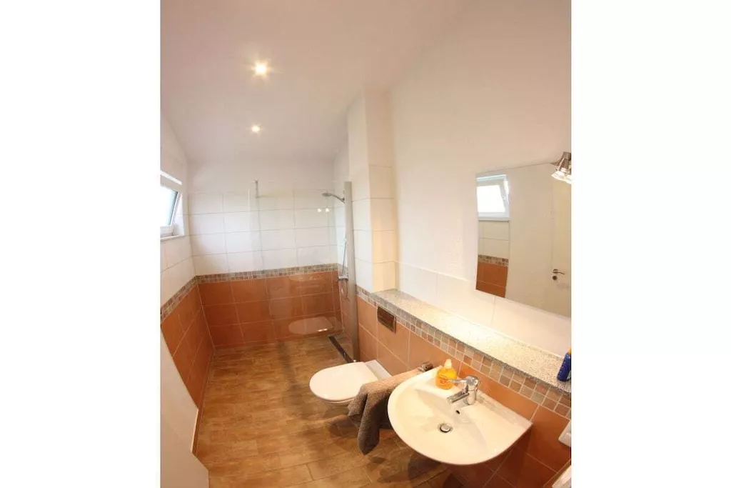 142065-Nicht zugeordnet