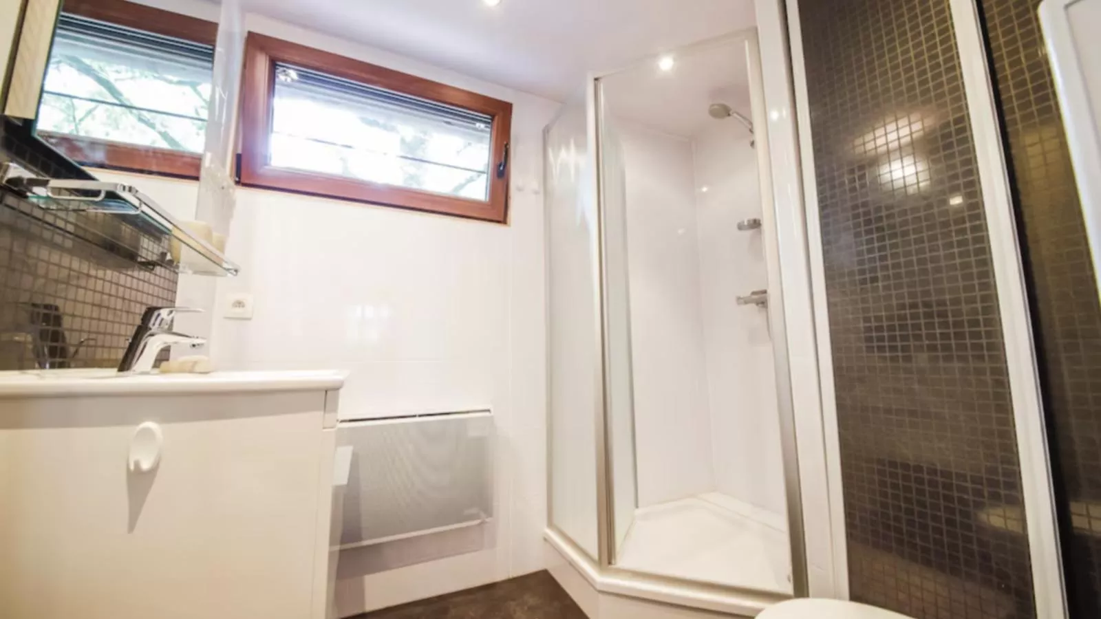 Le Beau Renard-Bathroom