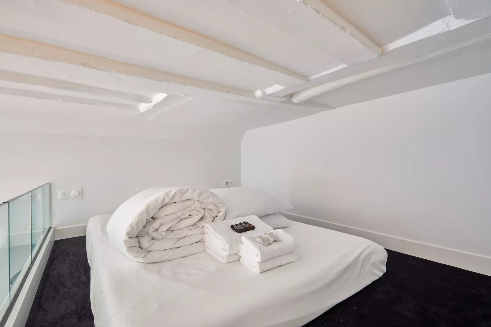 ROUSSEAU-Nicht zugeordnet