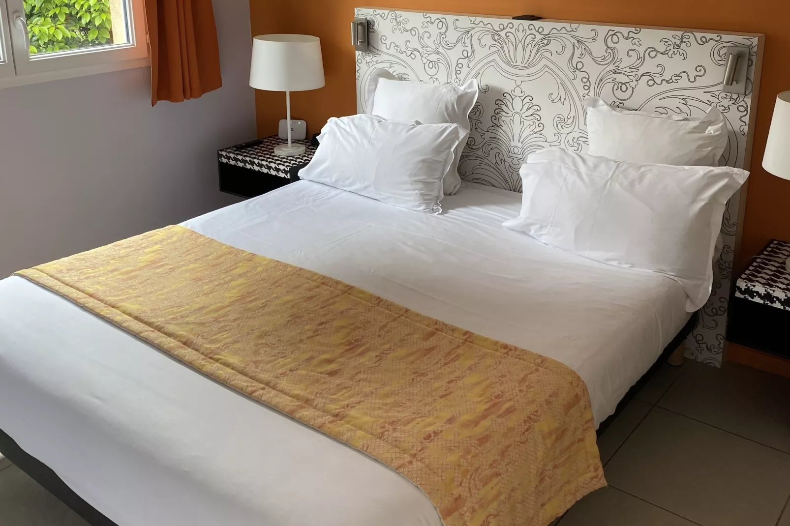 Adonis Mougins T2-Bedroom